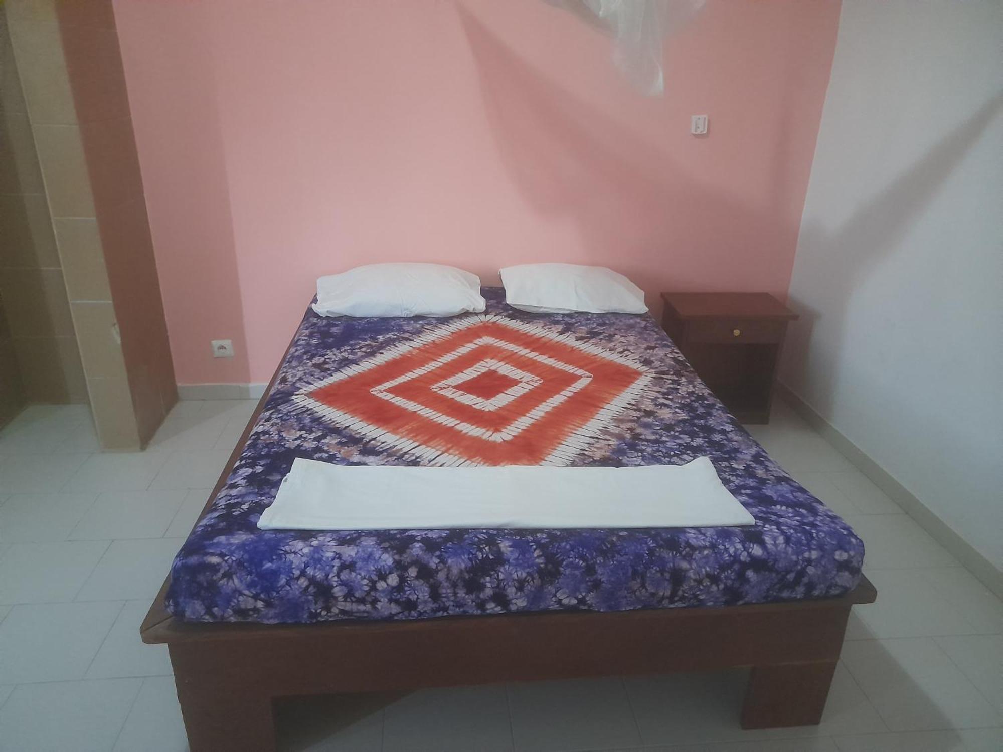 Appartement Familial Spacieux Avec Climatisation Ziguinchor Eksteriør billede