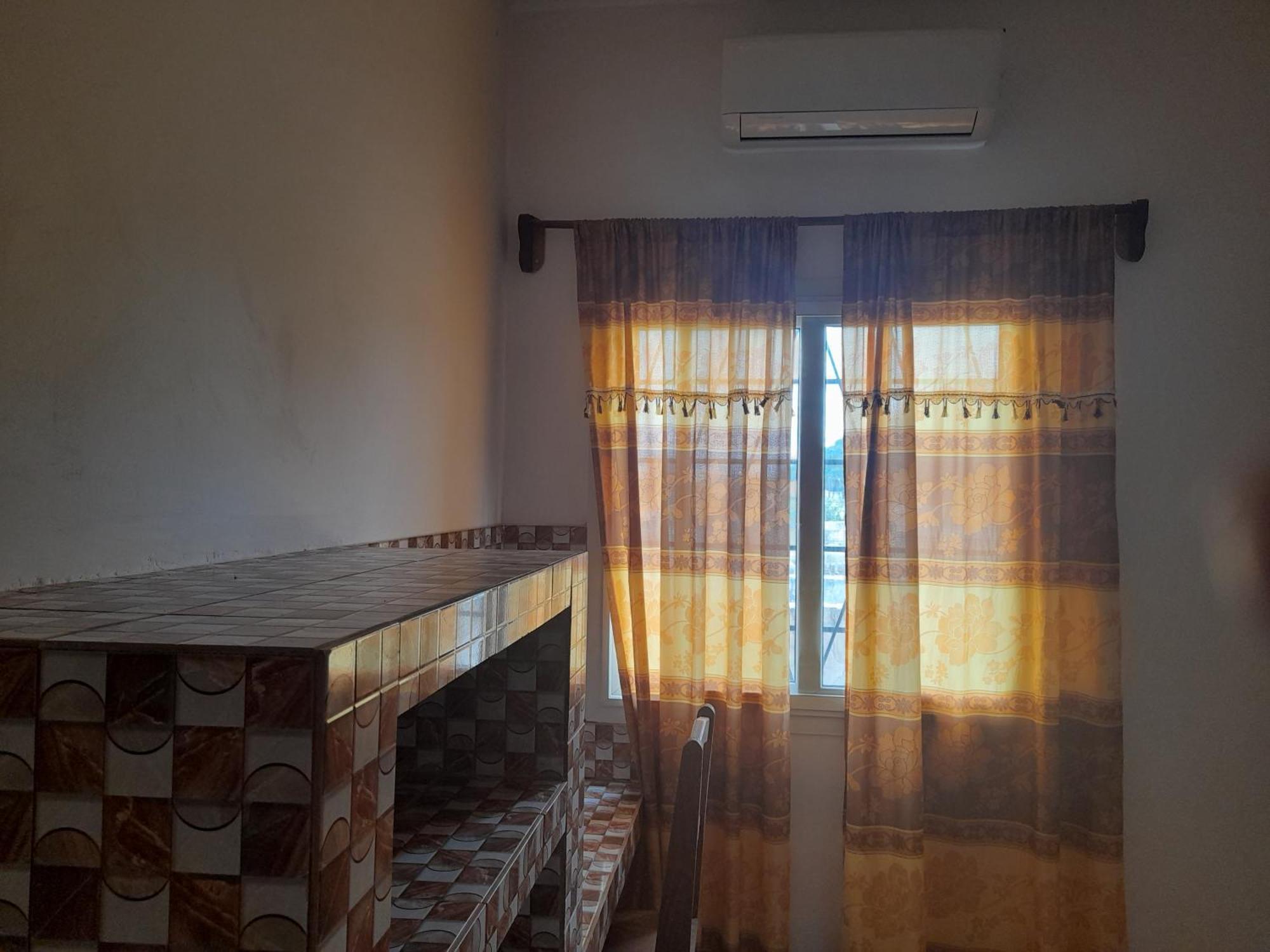 Appartement Familial Spacieux Avec Climatisation Ziguinchor Værelse billede