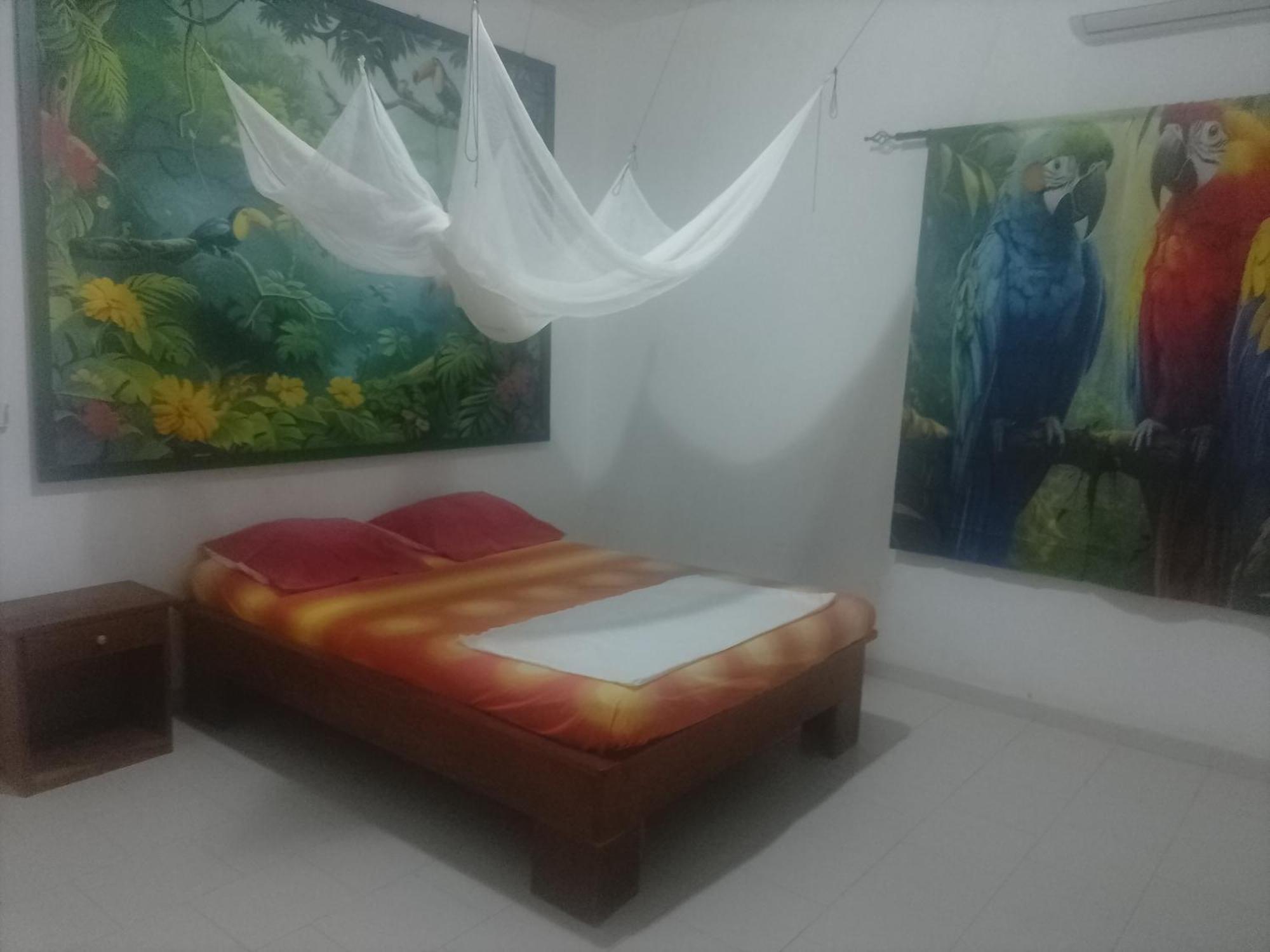 Appartement Familial Spacieux Avec Climatisation Ziguinchor Eksteriør billede